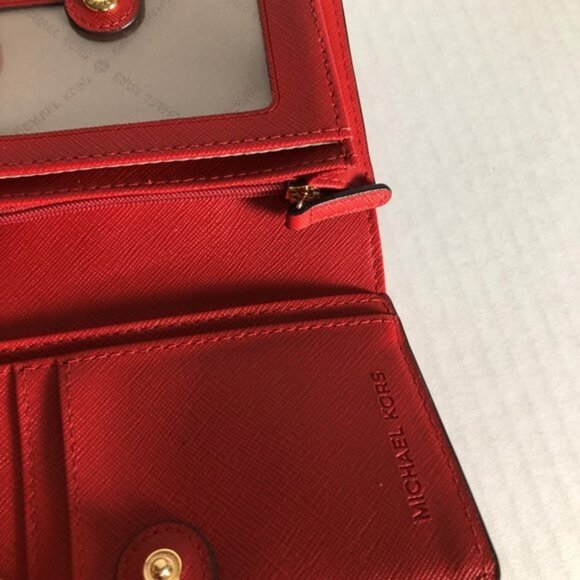 Micheal Kors Ellis Satchel & Matching Wallet Set - Picture 7 of 8